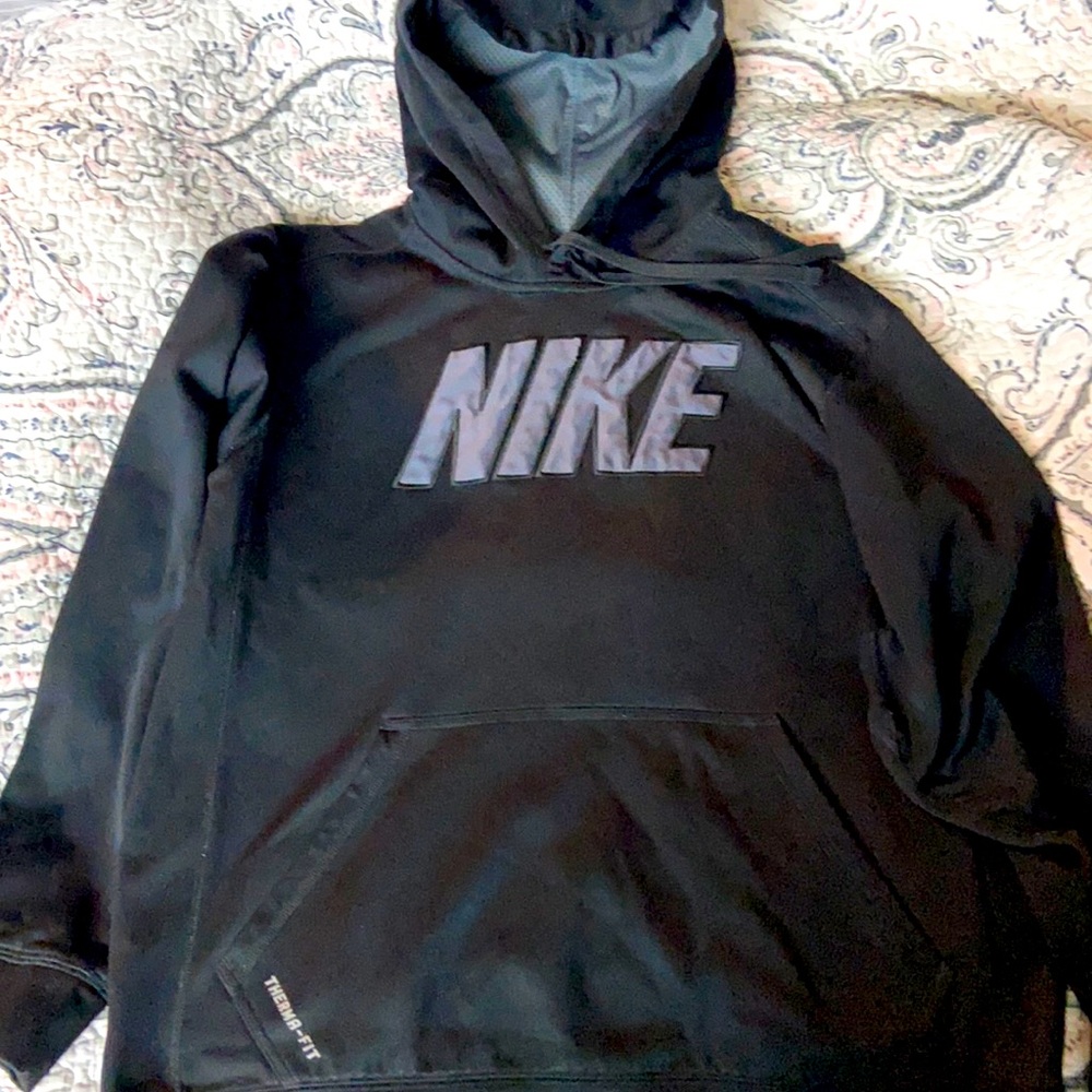 Nike thermal sweatshirt